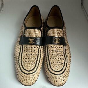 CHANEL Beige Woven Leather Loafers with Black Trim & Gold CC Hardware